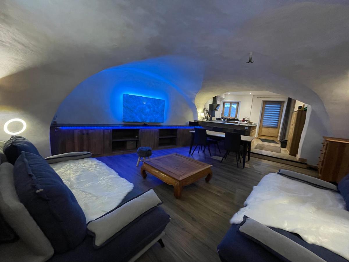 Maison Stabatio Appartement Pierre Le Monetier-les-Bains Bagian luar foto
